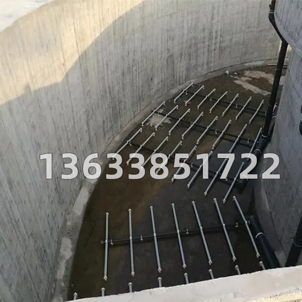 曝氣管安裝現場